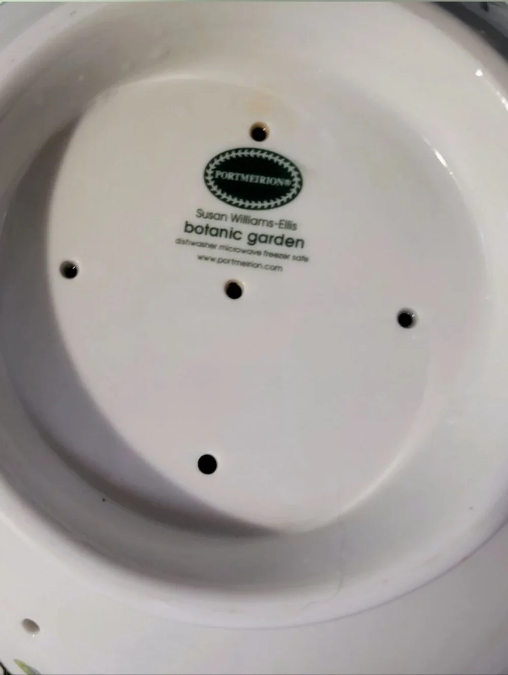 Portmeirion White Ceramic Colander with Green Leaf Border and Floral Motifs, EUC
